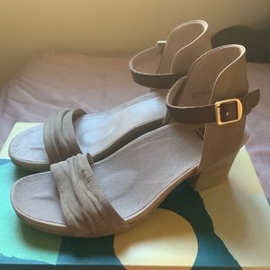 Earth “Ivy Symphony” Sand Leather Heels